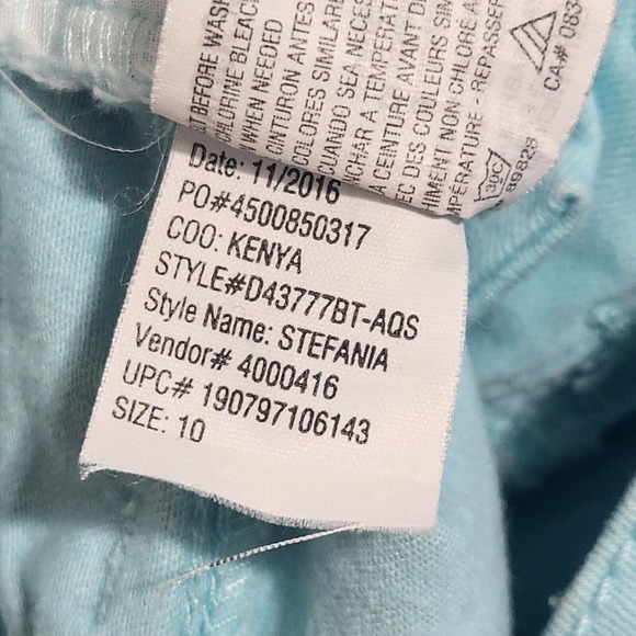 Gloria Vanderbilt Cropped Capri Pants Size 10 Solid Aqua Blue Slimming Effect - Picture 8 of 9